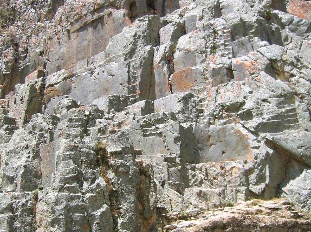 randominio | Heatherlie Quarry: Explore the historic Heatherlie Quarry