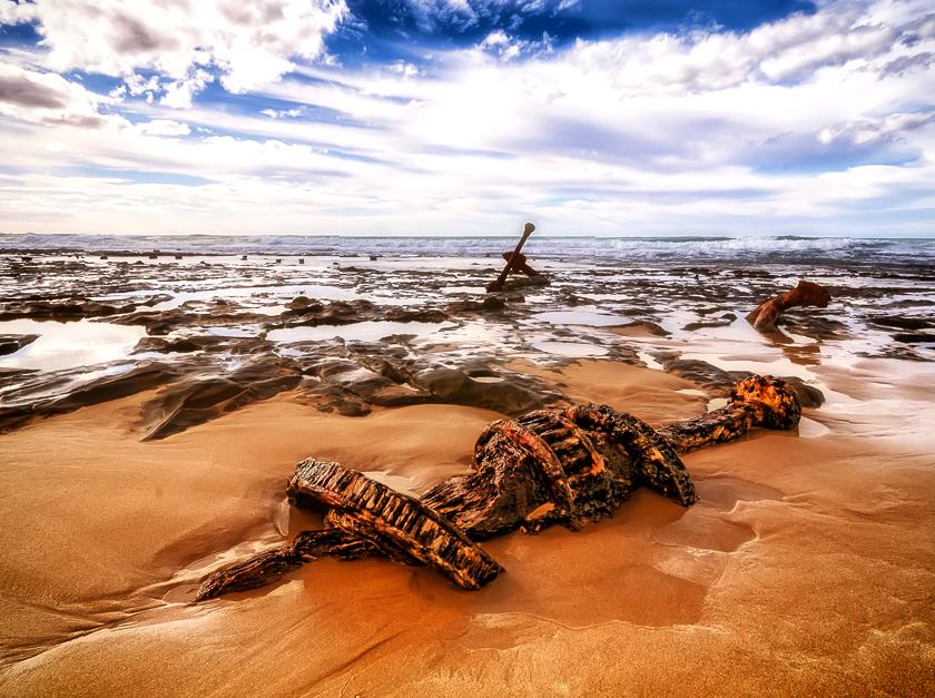 randominio | Wreck Beach: Shipwreck History and Scenic Views