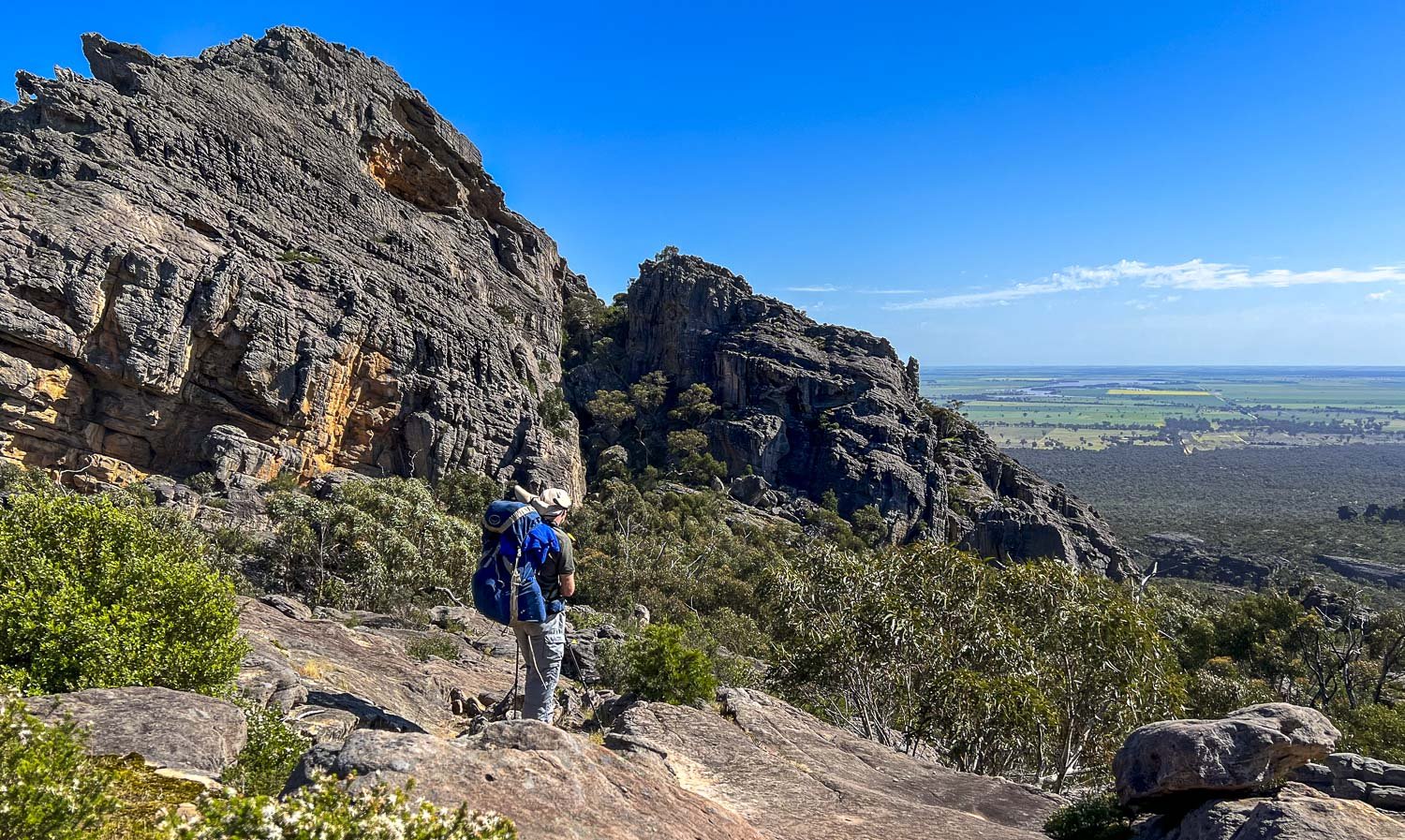 randominio | Mount Zero: Hike to the summit of Mount Zero.